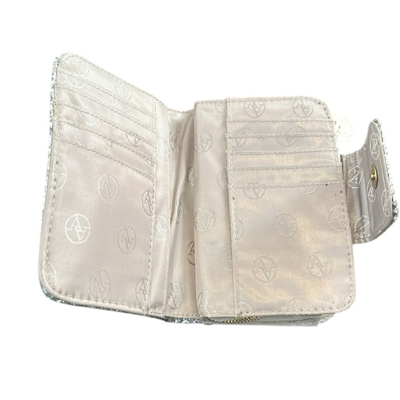 NWOT Adrienne Vittadino Gold Sparkle Wallet - Picture 3 of 5